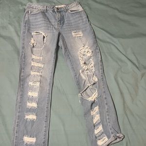 Distressed, High-rise, Boyfriend  jeans